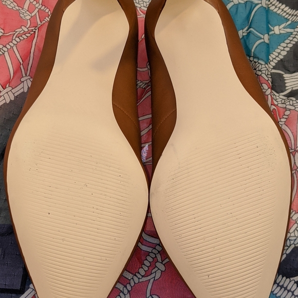 Heels on heels on heels - Picture 7 of 13